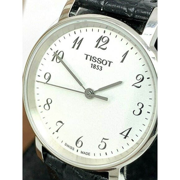 Tissot Women's Watch Swiss Quartz Silver Dial 30mm Black Leather T1092101603200 - Picture 1 of 13